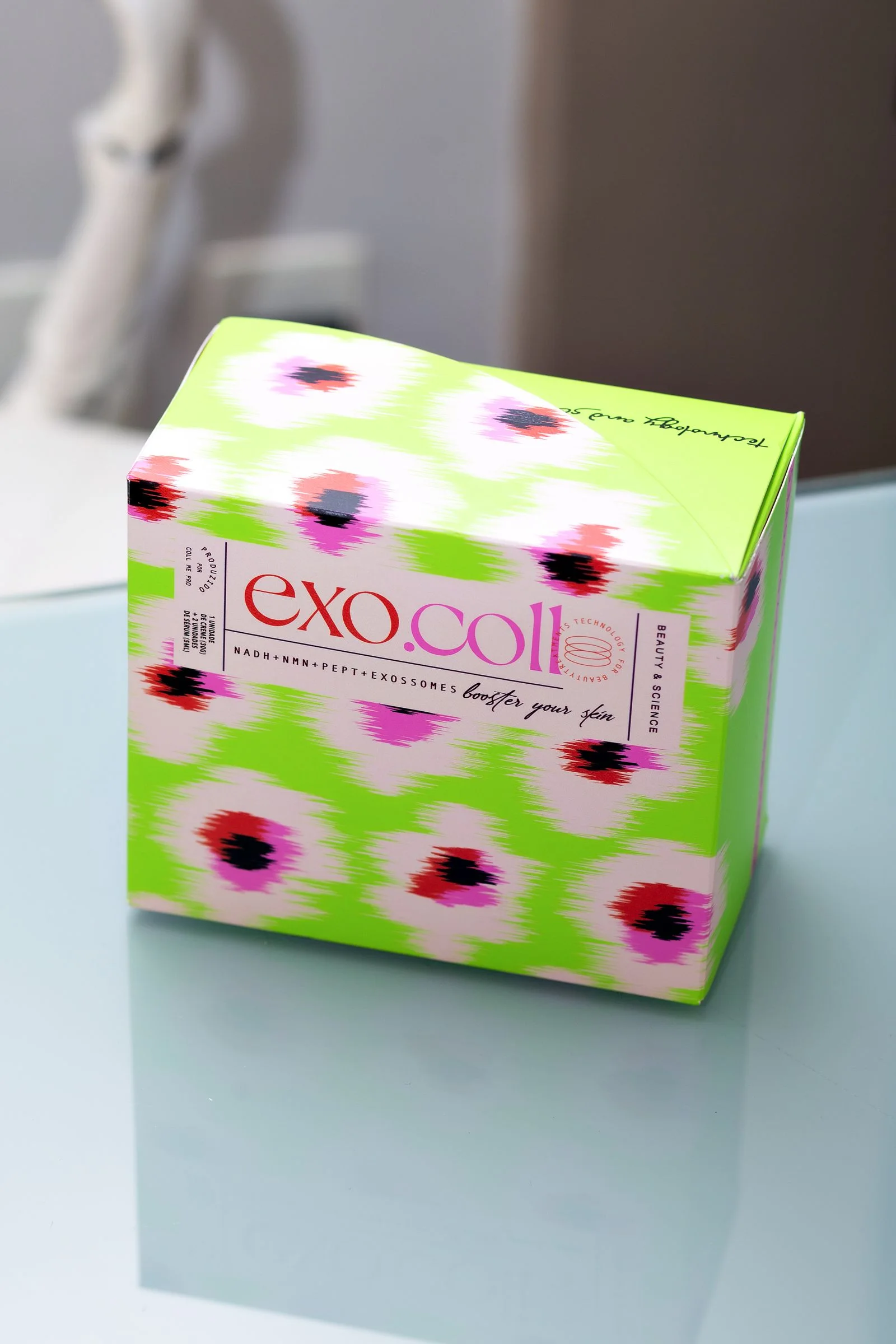 Vibrant all-over litho printed carton